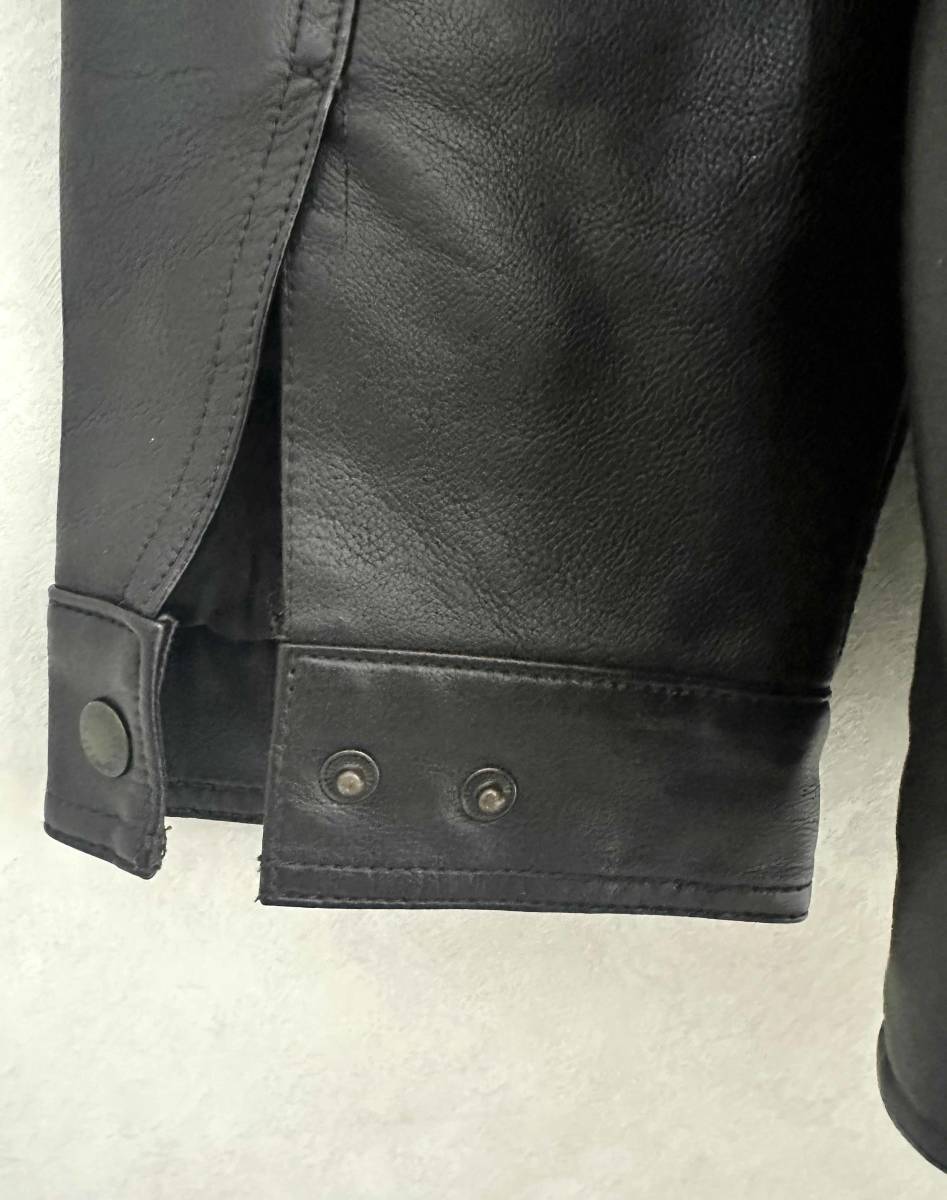 新品 XL Levi's リーバイス フェイクレザー 裏ボア ジャケット 新品 XL Levi's リーバイス フェイクレザー 裏ボア ジャケット