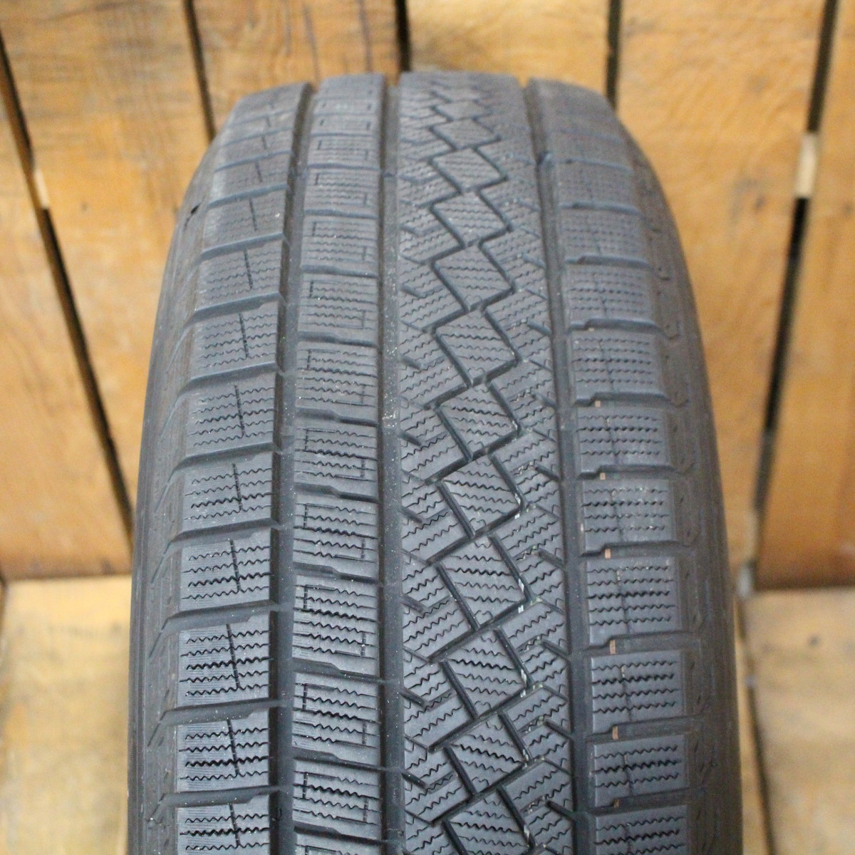 シトロエン C4 プジョー 2008 他 16インチ 6.5J+25 PCD108 ピレリ アイスゼロ 215/65R16 スタッドレス タイヤ ホイール 4本SET_画像9