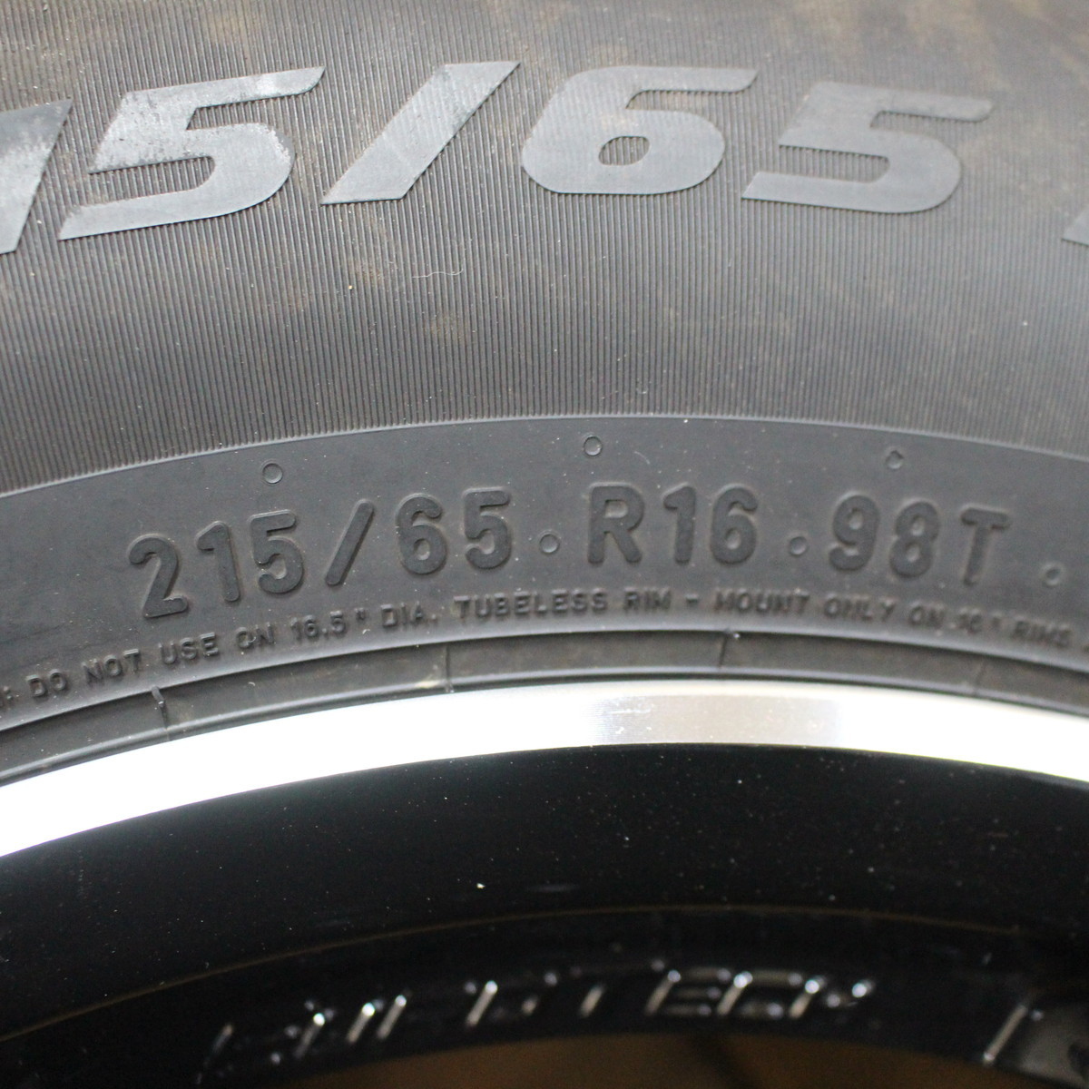 シトロエン C4 プジョー 2008 他 16インチ 6.5J+25 PCD108 ピレリ アイスゼロ 215/65R16 スタッドレス タイヤ ホイール 4本SET_画像4