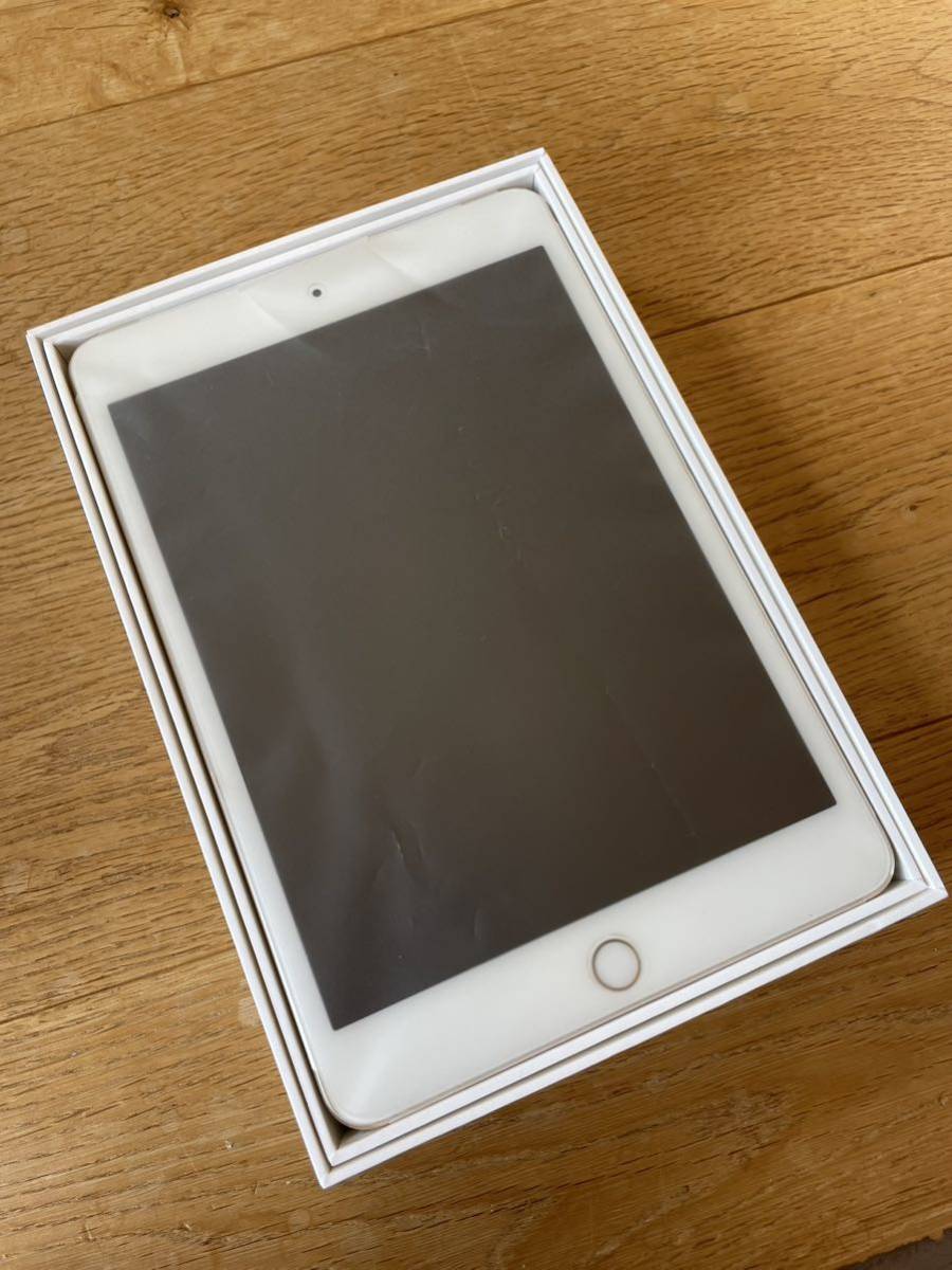 iPad mini4 16GB Gold Wi-Fi Cellular MK712J/A　ゴールド 電源アダプタ付き 動作確認済_画像4