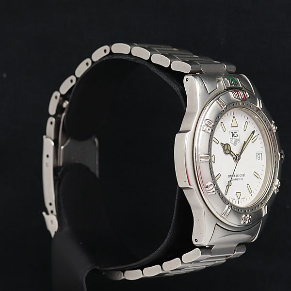 1円 稼動 良品 TLT タグホイヤー QZ WF1112-0 プロフェッショナル デイト ホワイト文字盤 メンズ腕時計 YUM 2685100_画像2