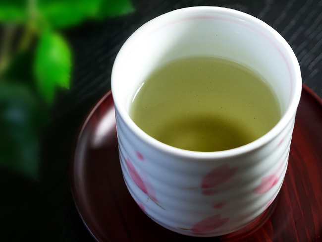 .... cloth tea 40g ( natural material ) Hokkaido production . cloth use mineral abundance .... tea ( easy to use piece packing type gagome navy blue b tea )[ mail service correspondence ]