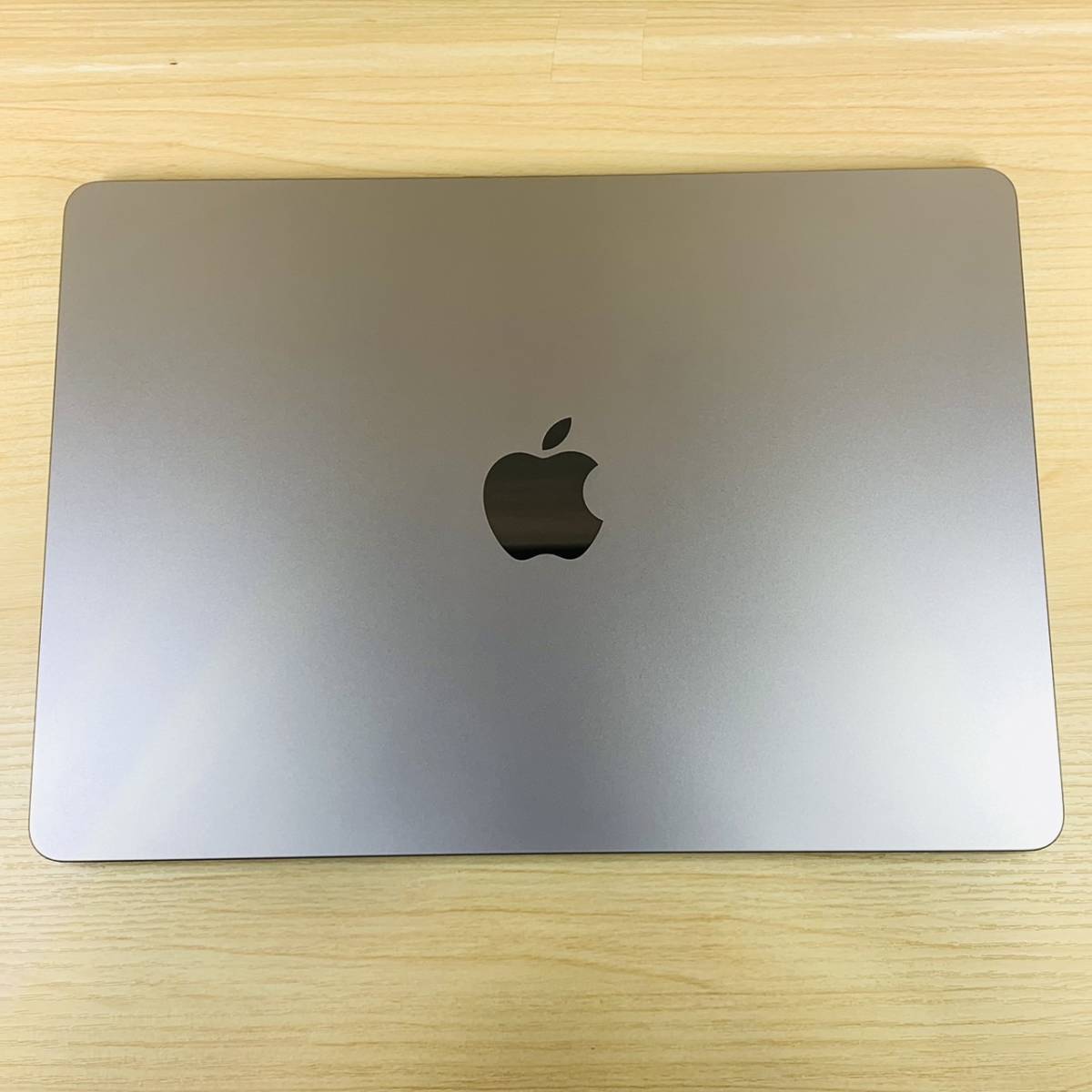 Apple MacBook Air 13.6インチ M2 8GB / 512GB A2681 Midnight 放電回数13回/バッテリー容量100％ [P78-40599]_画像7