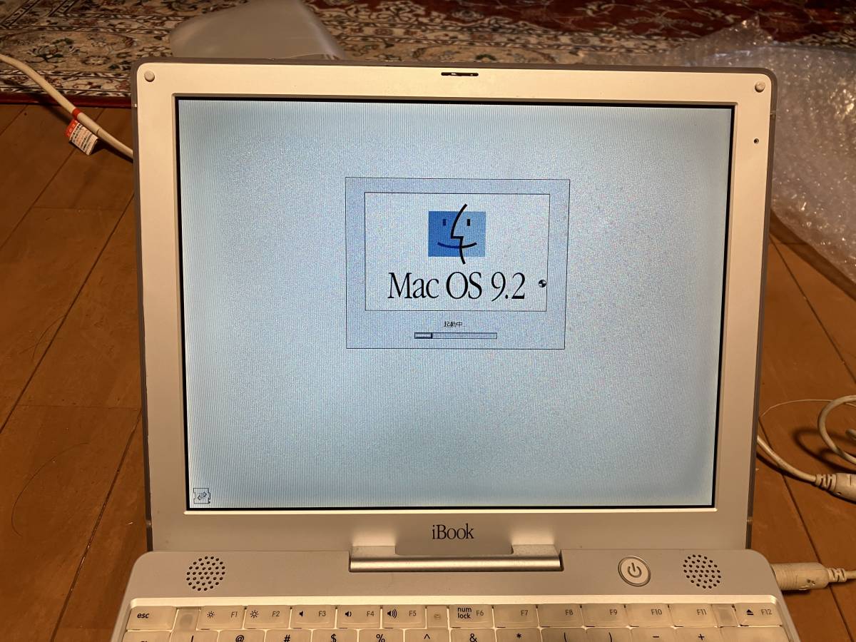 iBook G3 500Mhz 初期動作確認　ジャンク_画像6