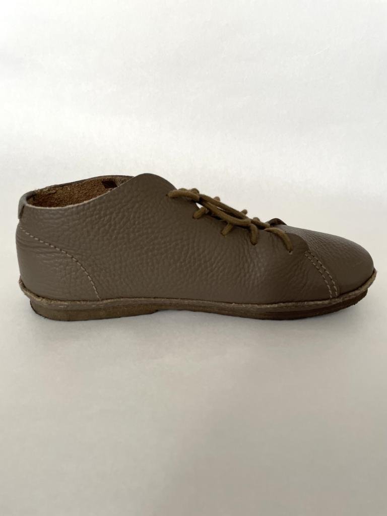 [ включая доставку ] KOOS course обувь Brown чай морщина кожа кожа плоская обувь гонки выше обувь раунд tusize38 24.5cm/6432222