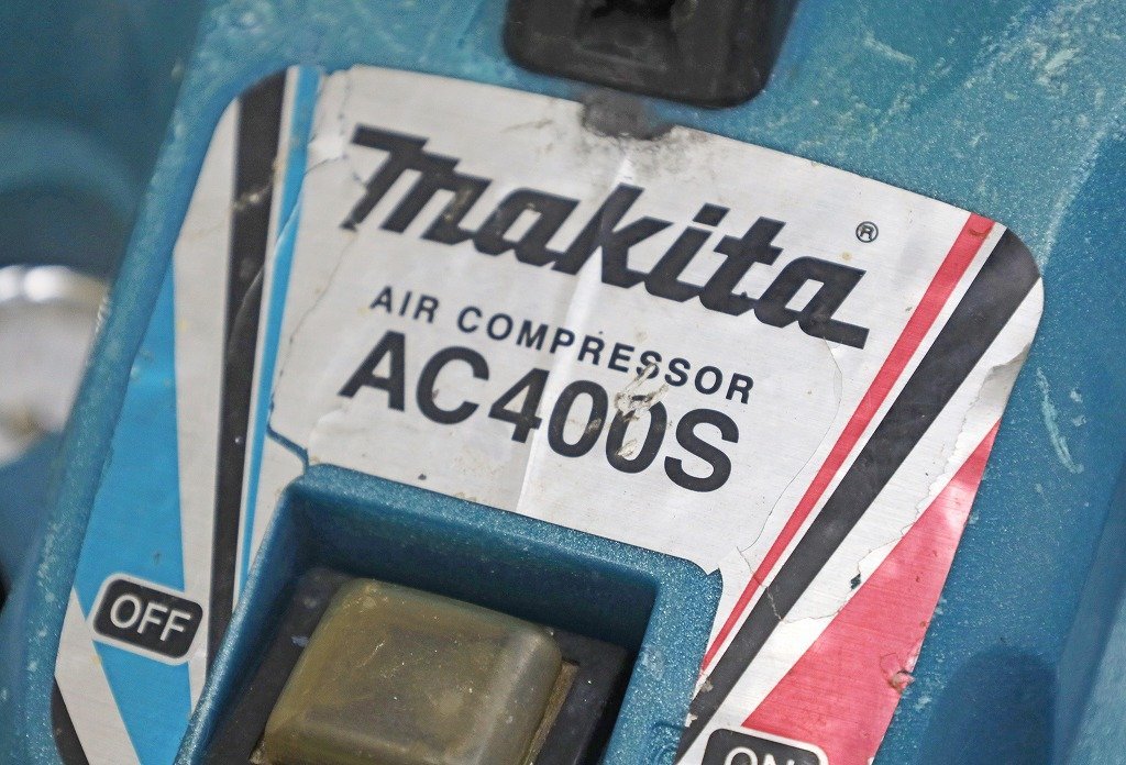 3182B23 makita マキタ 内装エアコンプレッサー AC400S 小型 建築 大工 建設の画像5