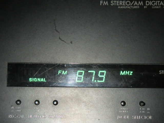 昭和レトロ　ラックスキット　LUX　KIT　FM　STEREO／ＡＭ　ＤＩＧＩＴＡＬ　ＴＵＮＥＲ　ｍｏｄｅｌ　Ａ８０８　送料込みです。_画像3