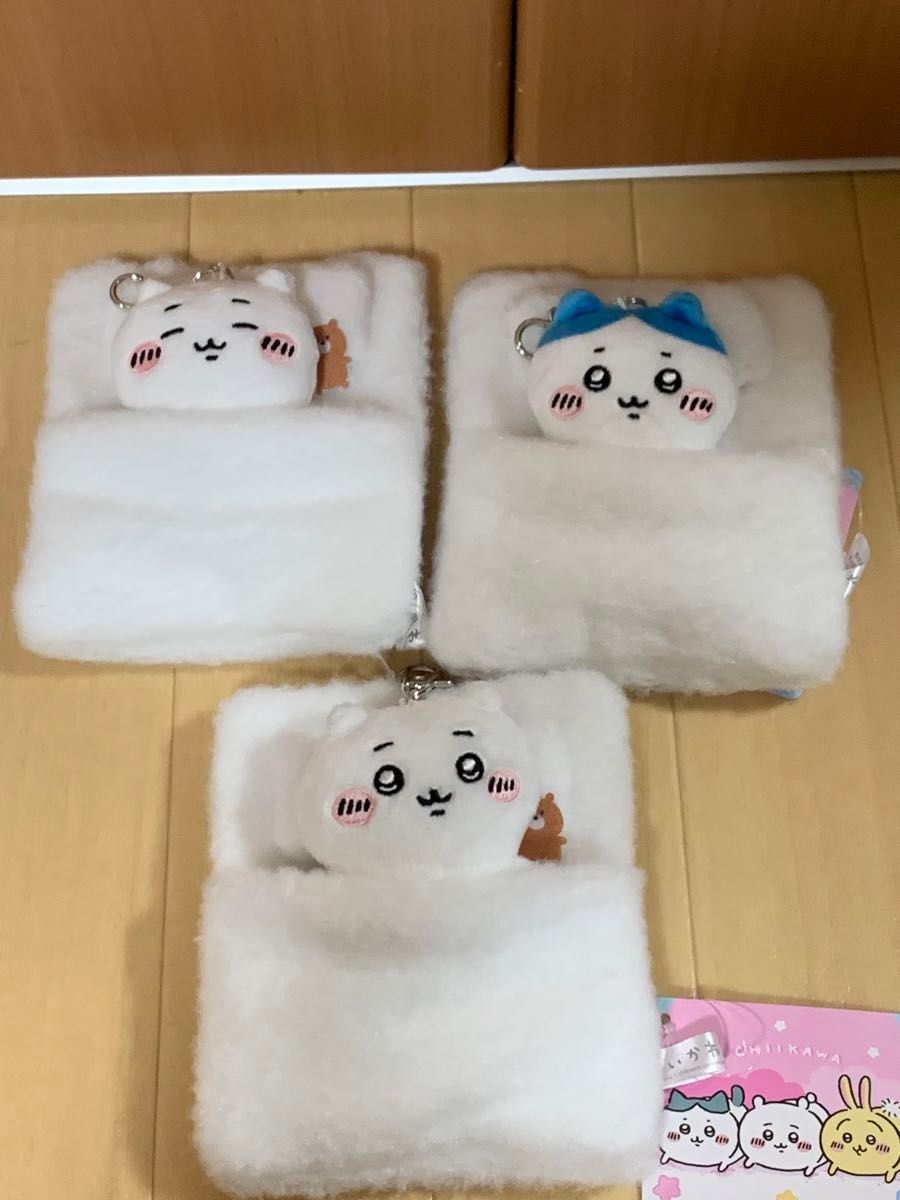 ちいかわ おふとんリールパスケース 全3種 新品未使用タグ付き ちいかわ おふとんリールパスケース 全3種 新品未使用タグ付き