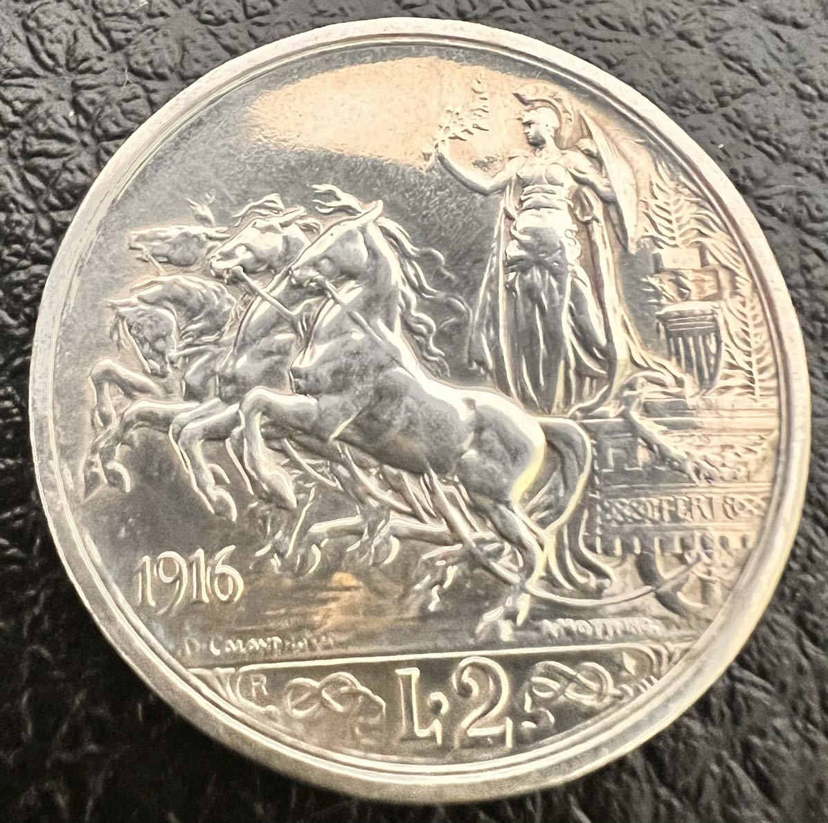 イタリア銀貨　1916 2リレ ビットーリオエマヌエレ3世　クアドリガ　美品_画像1