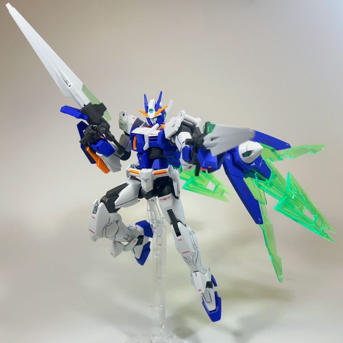 HG ガンダムダブルオーダイバーアーク 完成品 台座付き ガンダムビルドメタバース_画像8