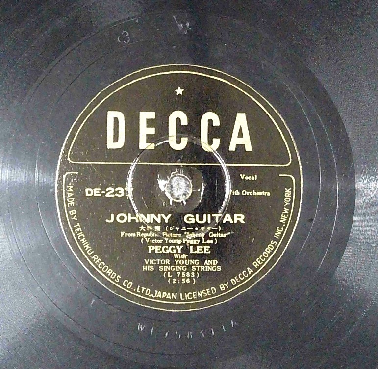 SP盤 レコード PEGGY LEE / JOHNNY GUITER / AUTUMN IN ROME 歌謡曲 流行歌 DE-237 DECCA NY15の画像1