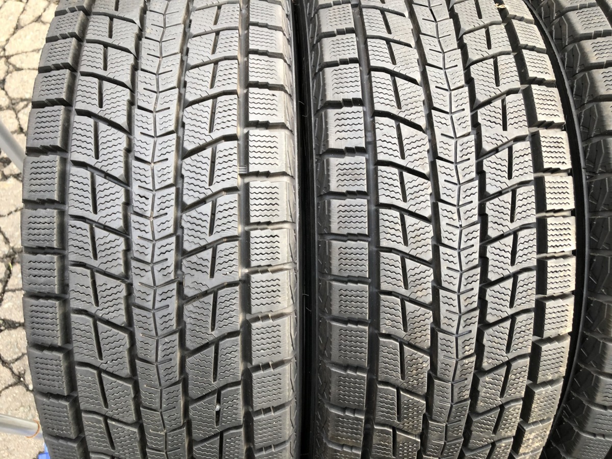 パF1255■225/60R17 99Q　4本価格　DUNLOP WINTER MAXX SJ8　送料無料 激安 冬 タイヤ 2018年製造 バリ溝 深溝 エクストレイル等_画像2