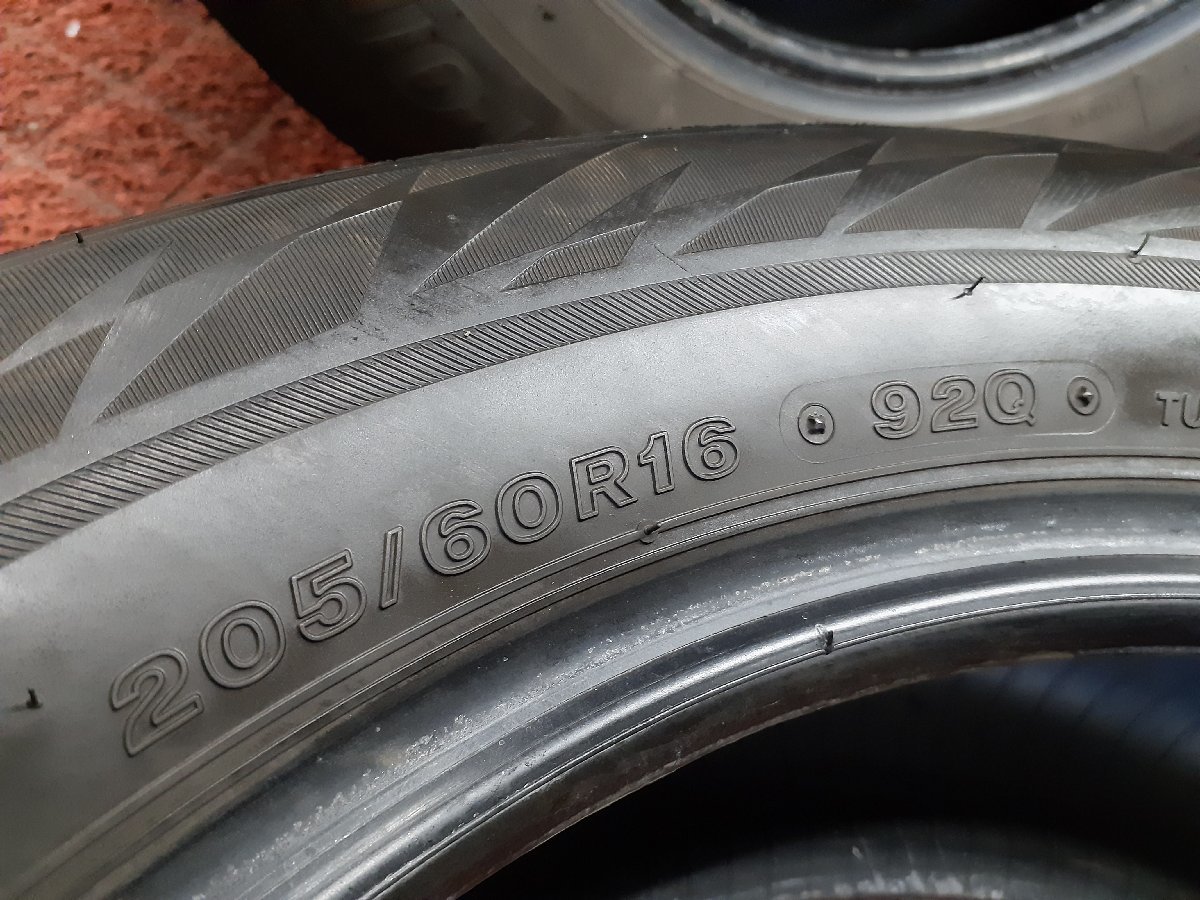 CF4665■205/60R16 92Q　4本価格　BRIDGESTONE BLIZZAK VRX2　送料無料 冬 ’20年 8分山 ヴォクシー ノア ステップワゴン セレナ プリウスa_画像10