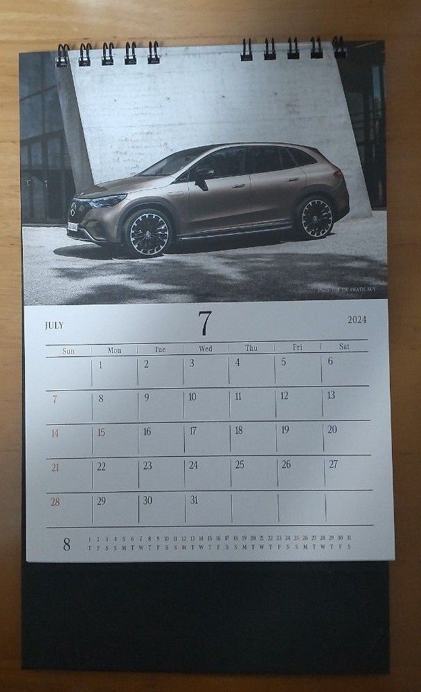 Mercedes-Benz 2024年 卓上カレンダー