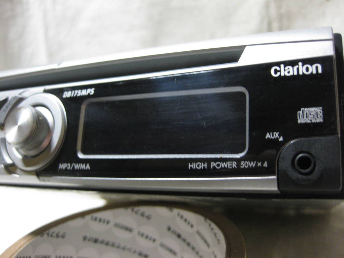 K-2034　Clarion　クラリオン　DB175MPS　MP3　フロント AUX　1Dサイズ　CDデッキ　故障品_画像3