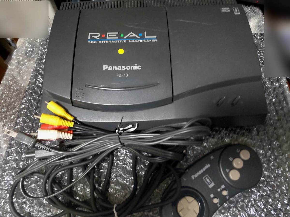 GINGER掲載商品】 Panasonic 本体、コントローラ、ケーブル付き 3DO FZ