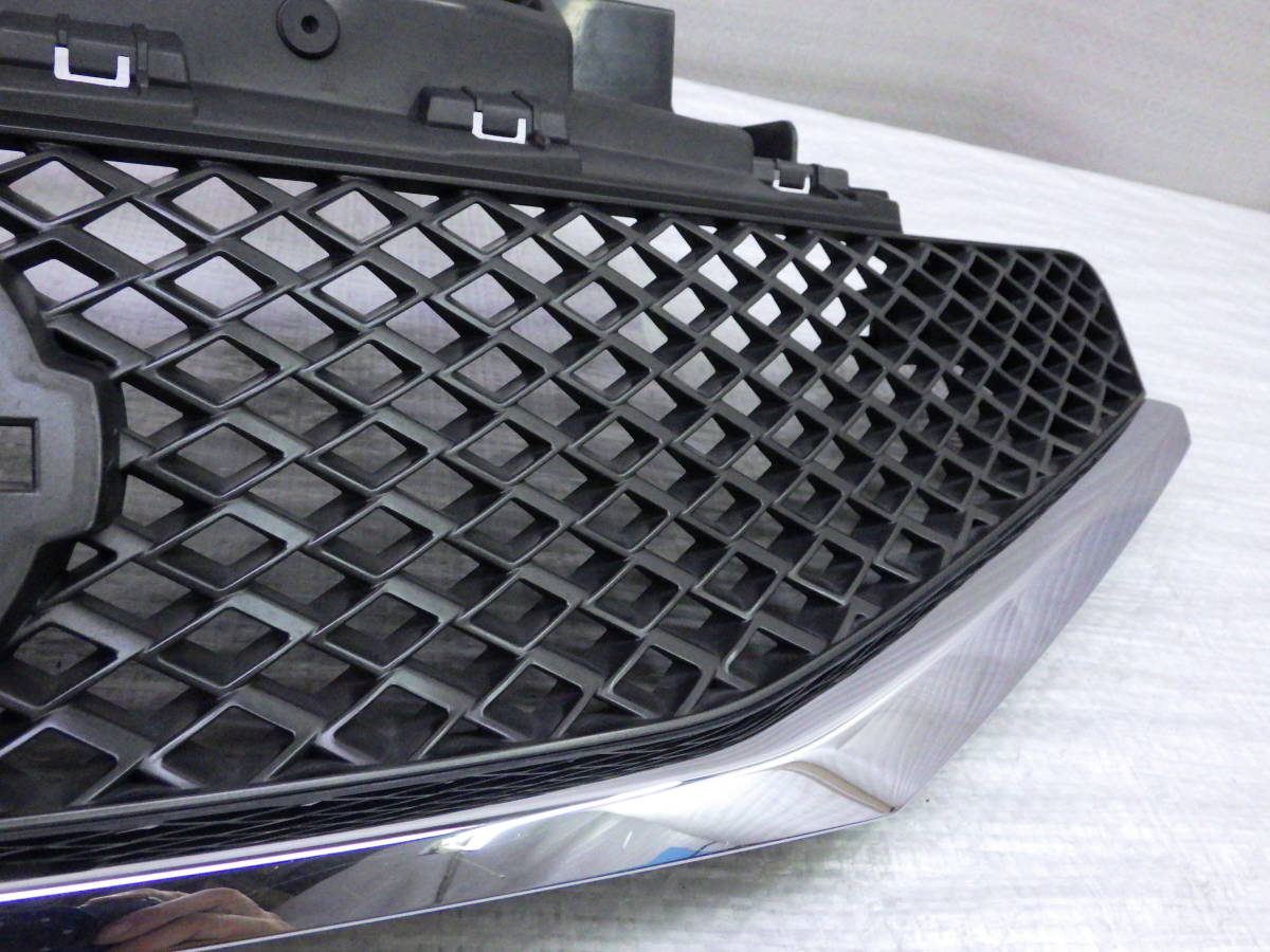 E12 NE12 middle period Note original front grille upper radiator grill radiator grill 62310 5WC0A