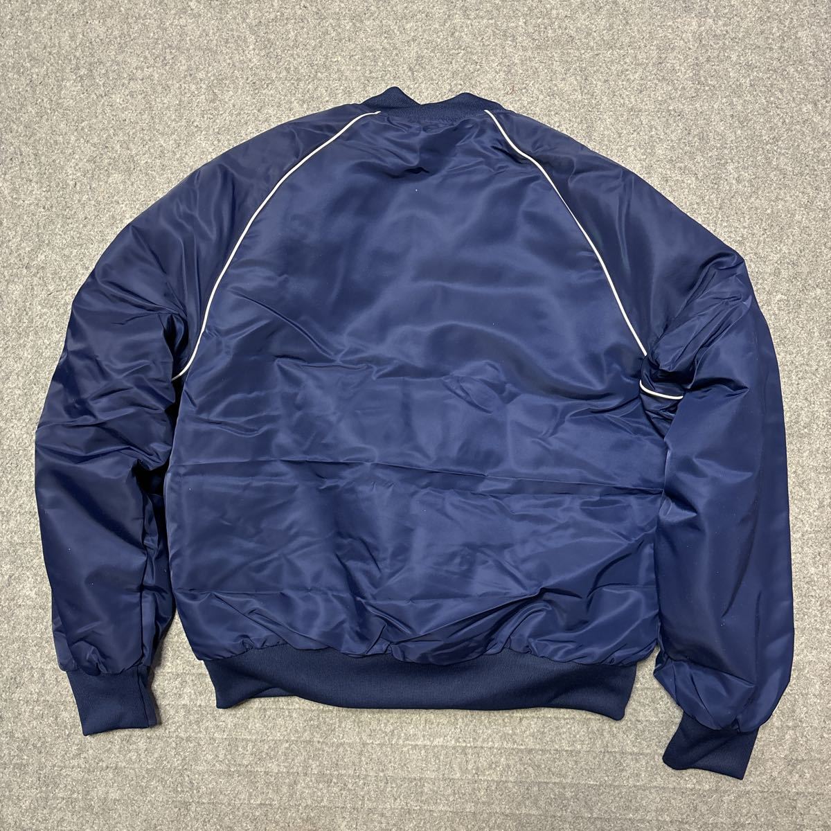 XLサイズ ★ 新品 アディダス オリジナルス 中綿 キルティング SST ボンバー ジャケット MA-1 adidas BOMBER 紺 エコダウン HL9202 LL 2L_画像5