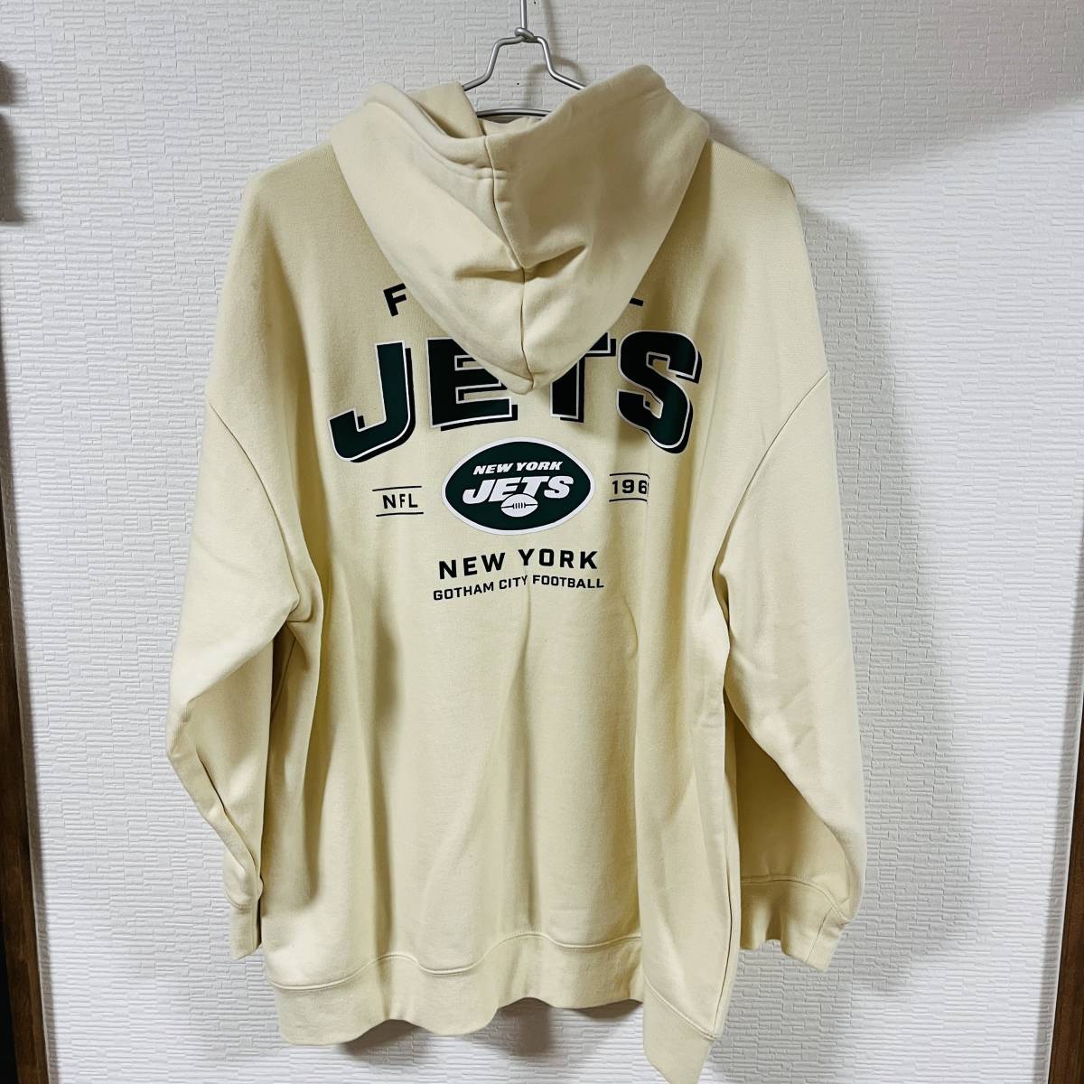 NFL x サンキューマート コラボ - NEW YORK JETS パーカー ジェッツ アメフト 期間限定販売品 販売終了品 (タグ付き新品未使用品)_画像1