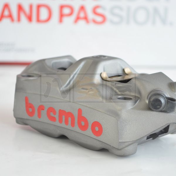 本物 ブレンボ BREMBO M4 モノブロック キャリパー 4POT 34mm ピッチ 100mm 220.988.530 純正製品保証カード付き BRB-220988530の画像2