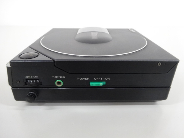 ジャンク 2点セット SONY ソニー Discman ディスクマン D-50MkⅡ バッテリーケース EBP-380 ポータブル CD プレーヤー 黒 動作未確認_画像2