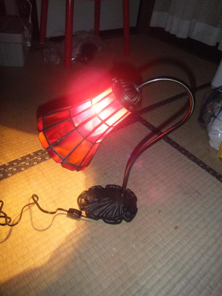 R051203 処分　アンティーク　昭和　祖父物　ステンドグラスシェード　卓上ランプ　ベッドサイドランプ　照明　点灯確認　電球交換　USED　_画像5