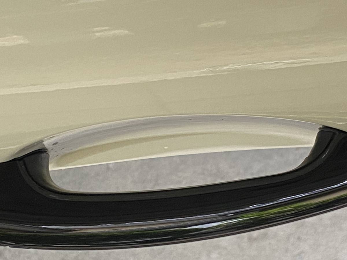 ミニ　MINI F55 用ピアノブラック・ドアハンドルカバー4個 給油キャップカバーセット_画像10
