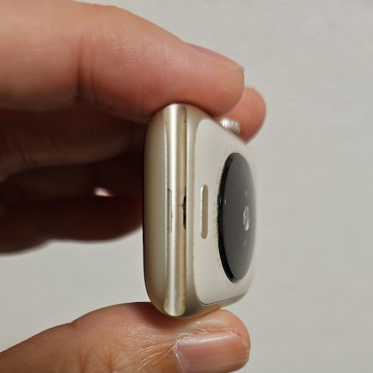 Apple Watch SE 第2世代 40mm スターライト gps