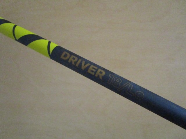 。o○　TaylorMadeスリーブ付き　TPT NITRO RANGE（GOLD) DRIVER 18/LO_画像2