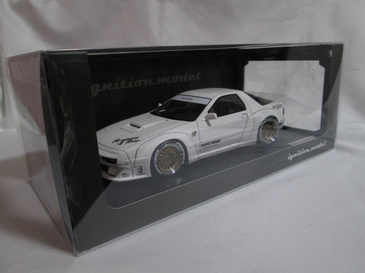イグニッションモデル 1/18 PANDEM マツダRX-7 (FC3S) White イグニッションモデル 1/18 PANDEM マツダRX-7 (FC3S) White