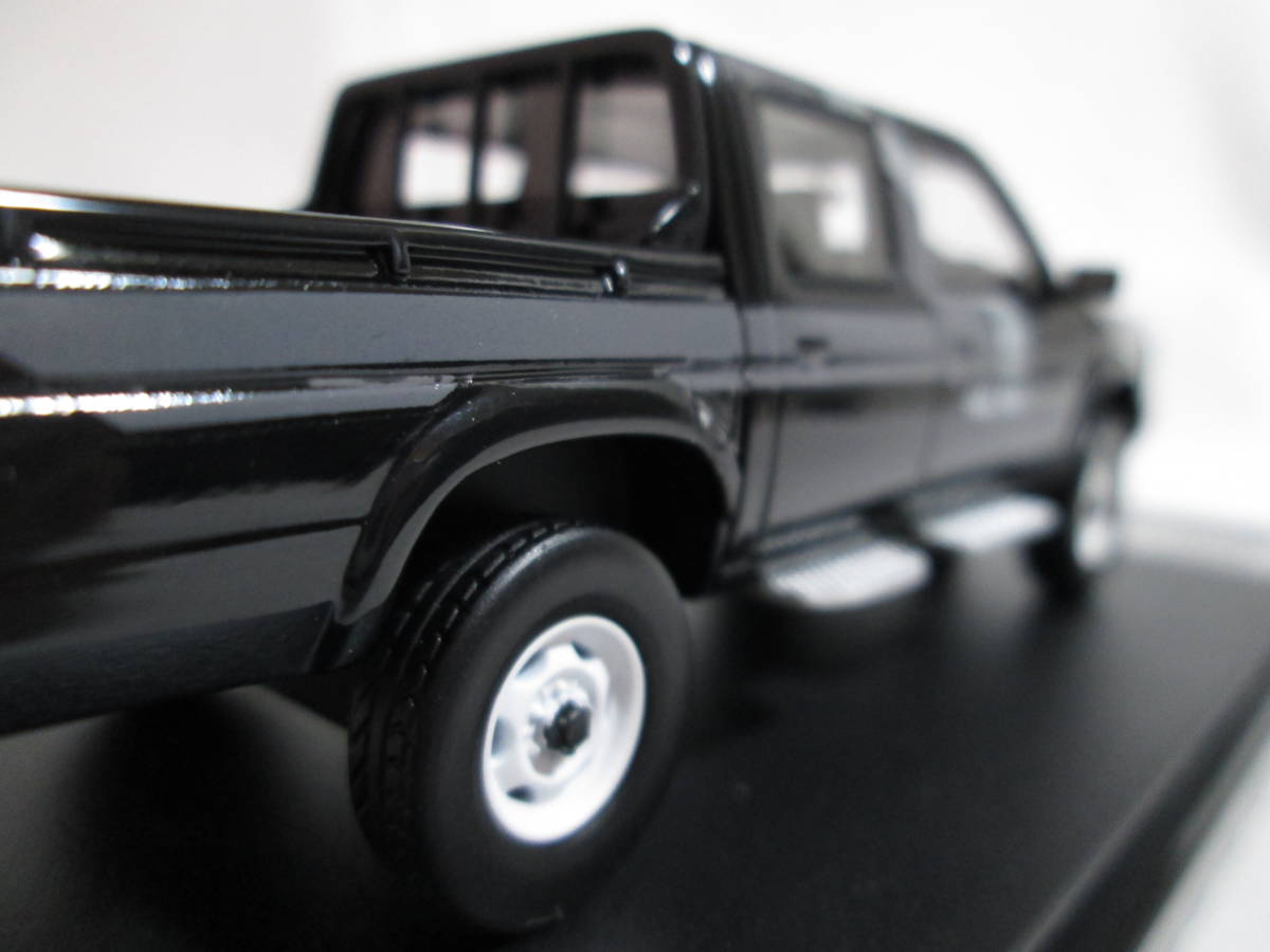 ハイストーリー　1/43　日産ダットサン　４WD　ダブルキャブ　AD 1985　Black【新品】_画像4