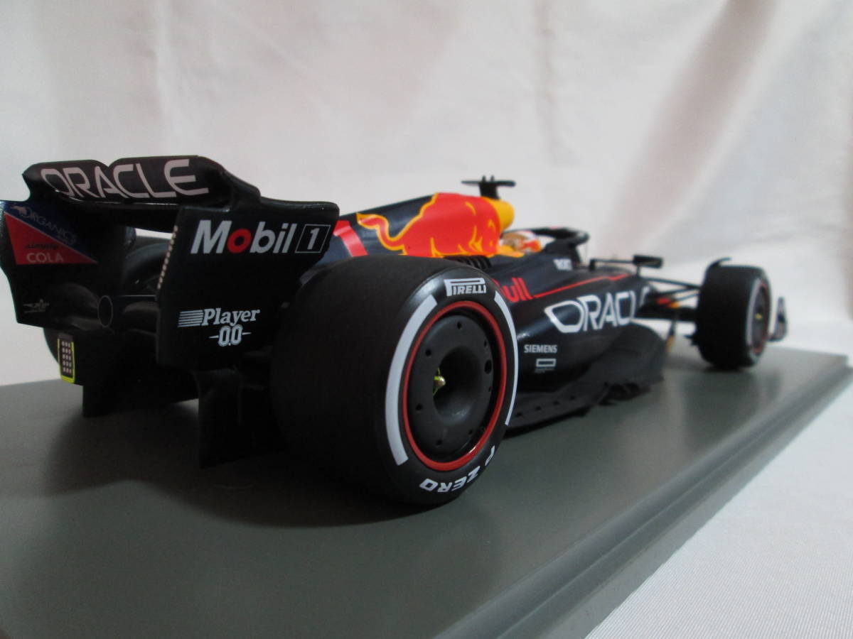 スパーク　1/18　オラクルレッドブル　RB19　No.1　Winner　バーレーンGP　2023　マックス・フェルスタッペン【新品】_画像3