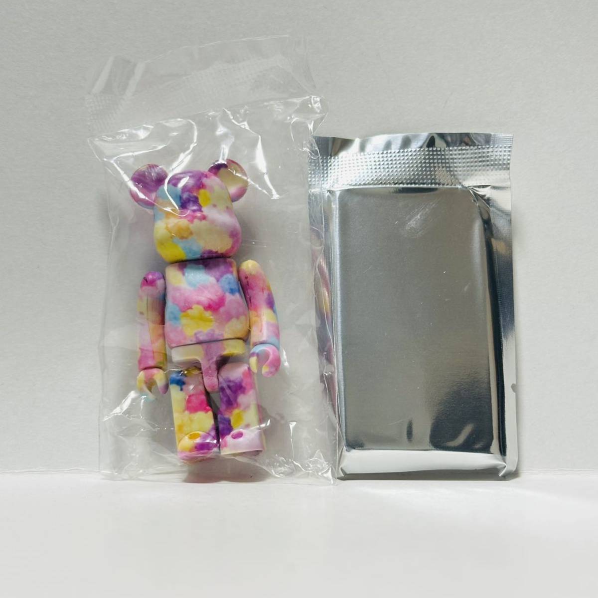 BE@RBRICK SERIES47 JELLYBEAN (ジェリービーン) コンペイトウ_画像1