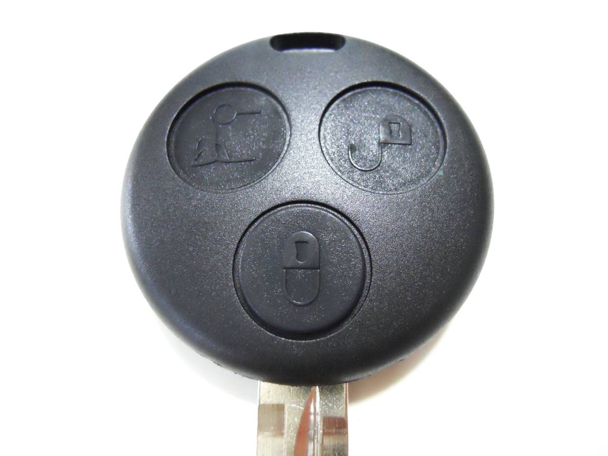 MCC　Smart　スマート　３ボタン　赤外線用　リモコンキーケース_画像2