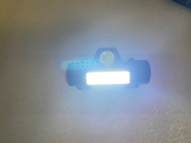 LED ヘッドライト USB 充電式 小型 軽量 明るい 2個セット 防水 アウトドア 自動車 バイク メンテナンス ウォーキング 夜釣 災害 夜間作業_画像8