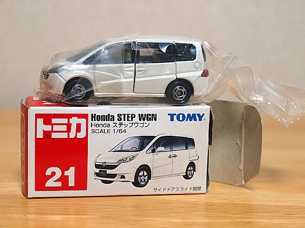 未使用 絶版　トミカ　NO.21 Honda ステップワゴン_画像1