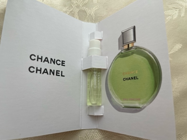 【送料無料】CHANEL　チャンス オー フレッシュ オードゥ　パルファム　ヴァポリザター　サンプル_画像1