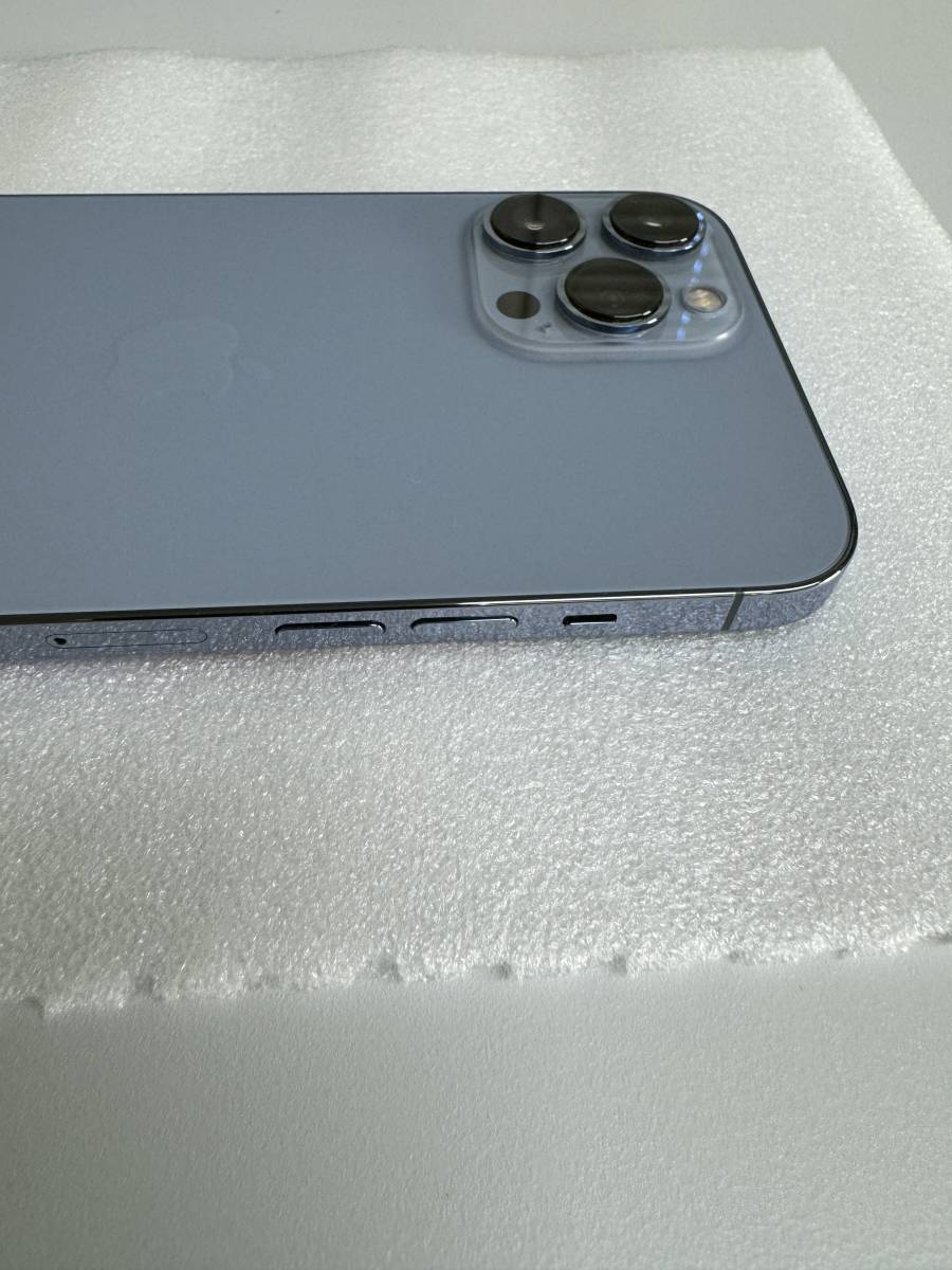 【中古】APPLE iPhone13 Pro MAX 256GB MLJD3J/A シエラブルー　simロック解除済み Simフリー 判定〇　docomo　バッテリー89％_画像9