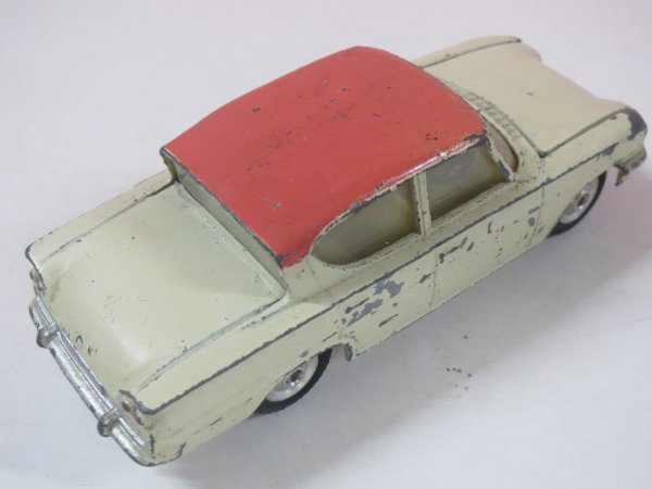 66322# Corgi 234 Ford navy blue monkey FORD CONSUL CLASSIC