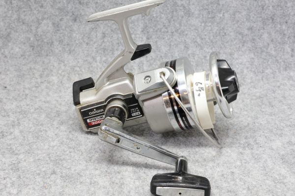 tk0103◆Daiwa ダイワ◆SPORTLINE 3000★昭和レトロ ヴィンテージ スピニングリール_画像2