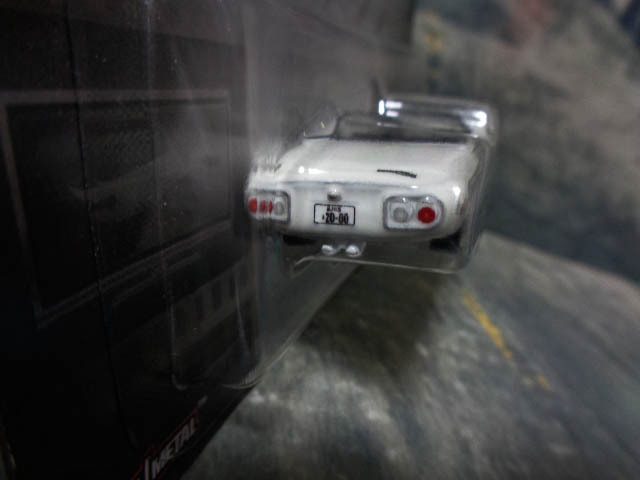 HotWheels Toyota 2000 GT Roadster 007 YOU ONLY LIVE TWICE ホットウィール トヨタ 2000GT ロードスター『007は二度死ぬ』カード傷み(045_画像4