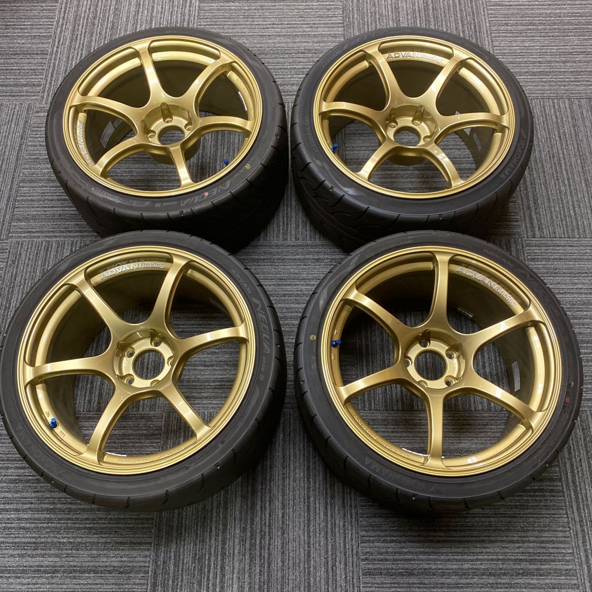 超美品 希少 タイヤ ホイール アドバンレーシング RG3 19インチ 超美品 希少 タイヤ ホイール アドバンレーシング RG3 19インチ