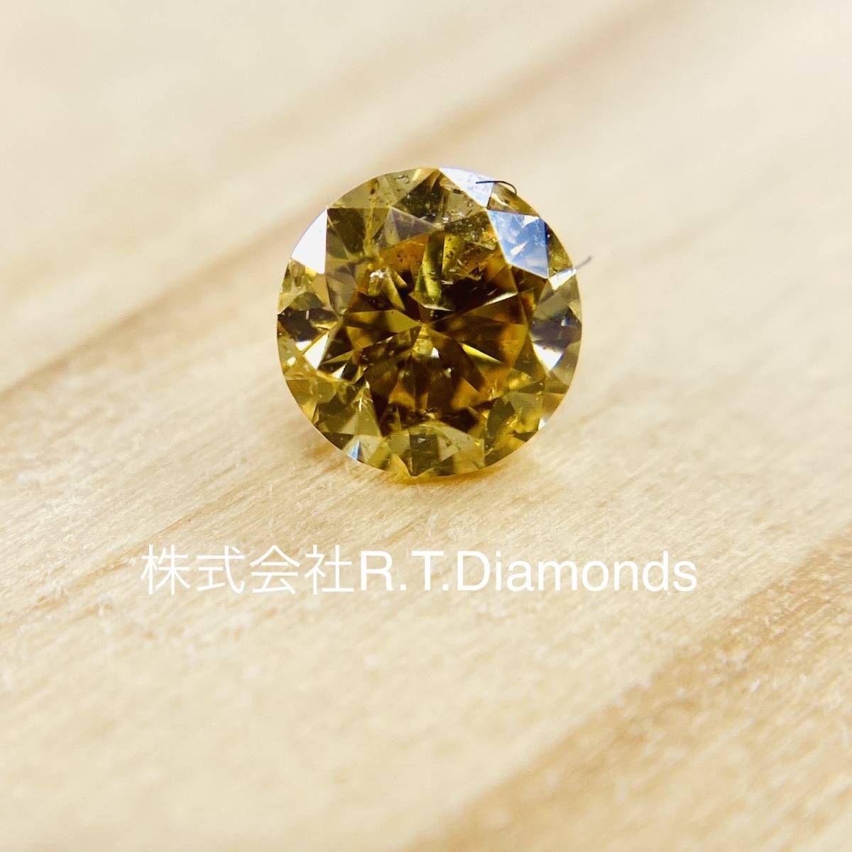 FANCY INTENSE ORANGY YELLOW 0.140ct RD/RT1168/CGL