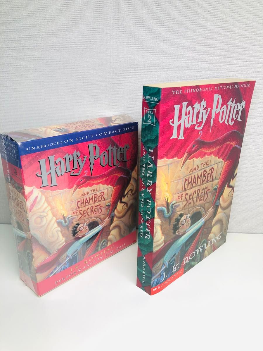 【US版　オーディオブックとペーパーバックのセット】Harry Potter and the Chamber of Secrets