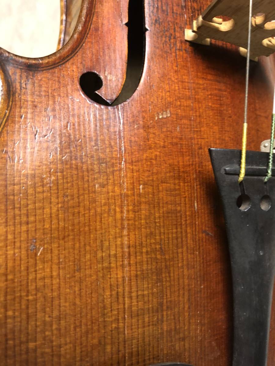 初春！ストラディヴァリウスラベル7/8(3/4)サイズバイオリン　ドイツ製約100年前製作_F字孔下に接着跡。修復済。