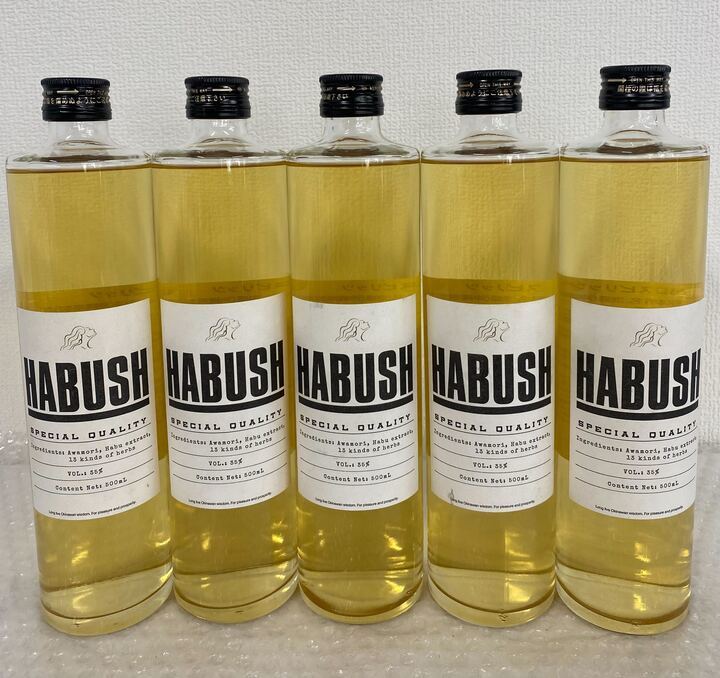 ☆泡盛 ☆HABUSH ☆500ml ☆35％ ☆５本セット ☆沖縄 ☆ハブ ☆ハーブ ☆セット お得 ☆お買い得_画像1