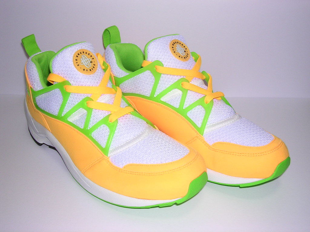 2014年 DEAD STOCK NIKE AIR HUARACHE LIGHT ATOMIC MANGO US10 ナイキ エアハラチライト アトミックマンゴー ハラチレーサー 新品_画像3