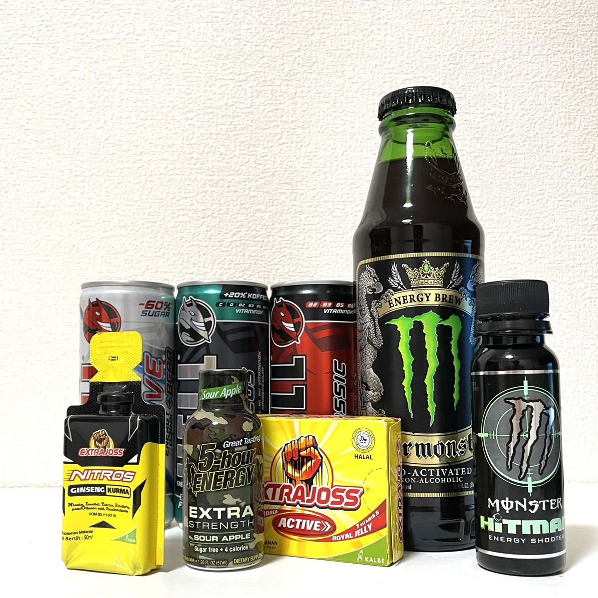 ディスプレイ用　海外製レアエナジードリンク瓶、缶などセットで！　モンスターエナジー　monster REDBULL FIVE HOUR HELL ENERGY DRINK_画像1