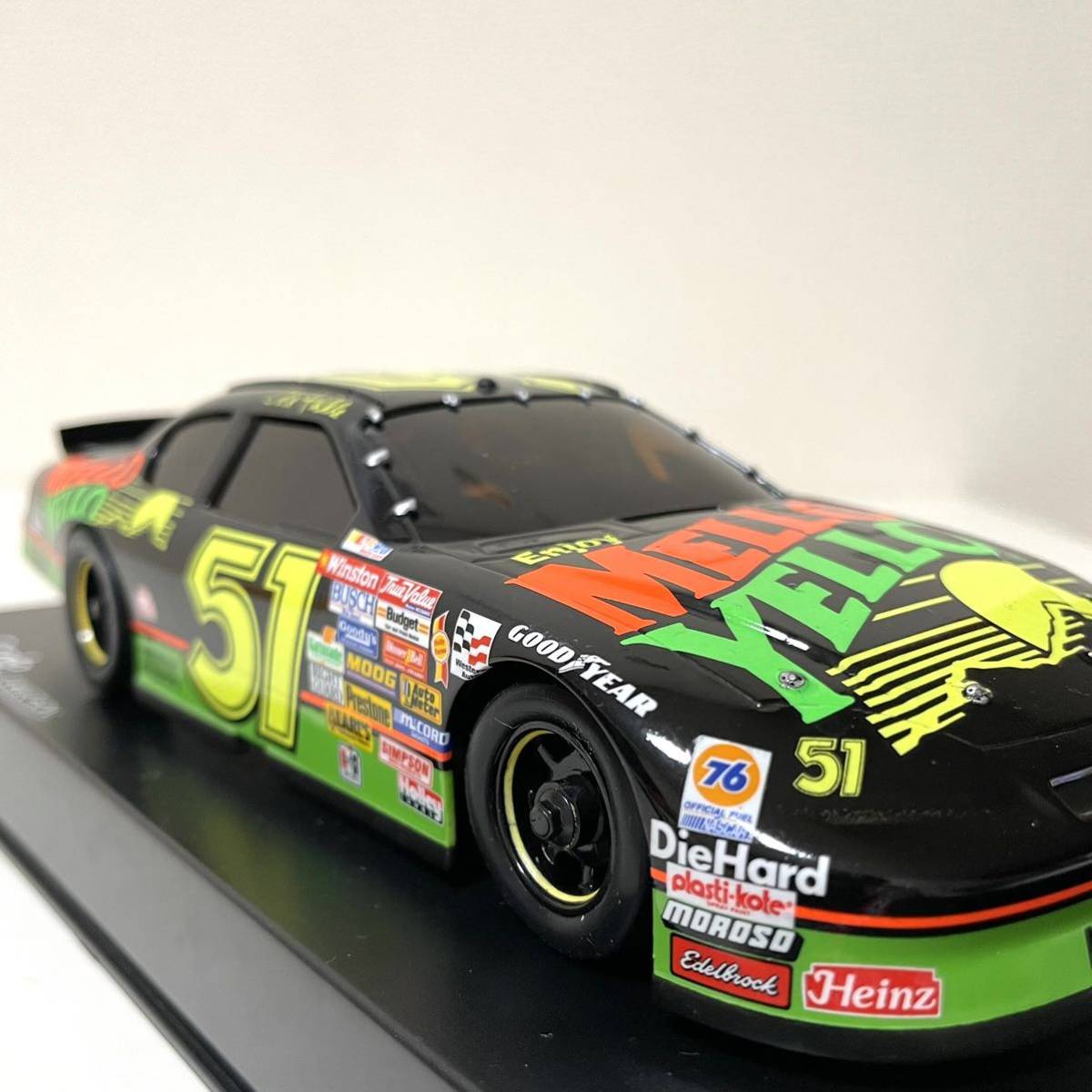 1/10マカリスタ impalaSS NASCARボディ➕スポンサーデカール2枚 1/10マカリスタ impalaSS NASCARボディ➕スポンサーデカール2枚