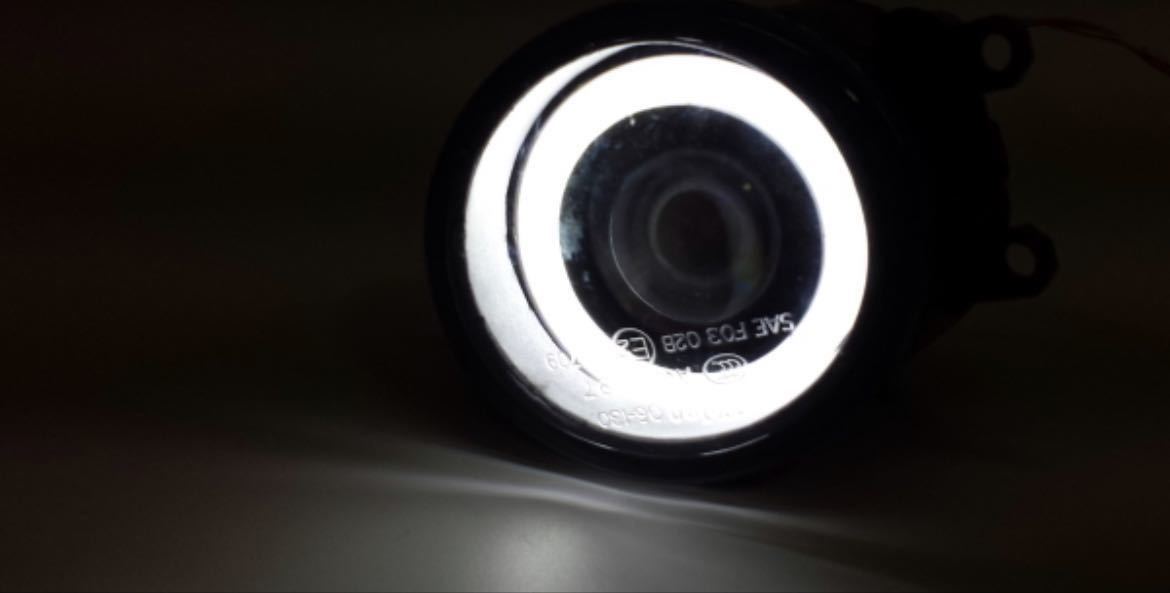 トヨタ 純正 同形状 丸型 プロジェクターフォグランプ LED イカリング 互換 アクア CHR プリウス レクサス ノア VOXY エスティマ マークＸ_画像1